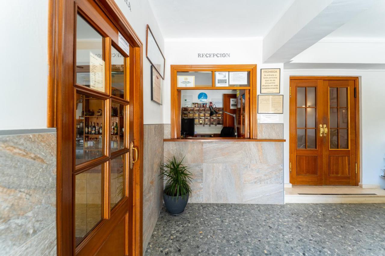 Hostal Miramar Los Canos De Meca Esterno foto