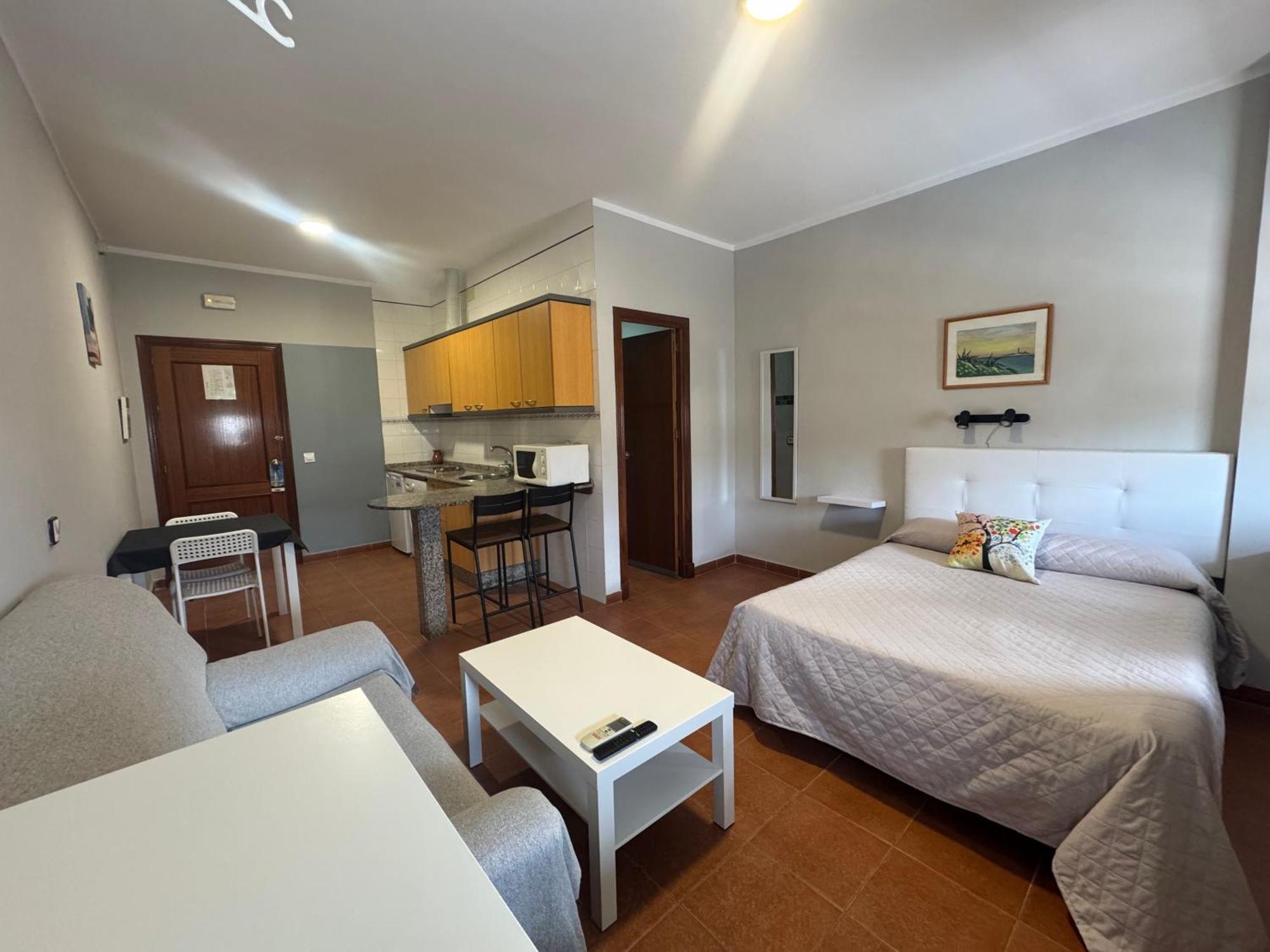 Hostal Miramar Los Canos De Meca Esterno foto