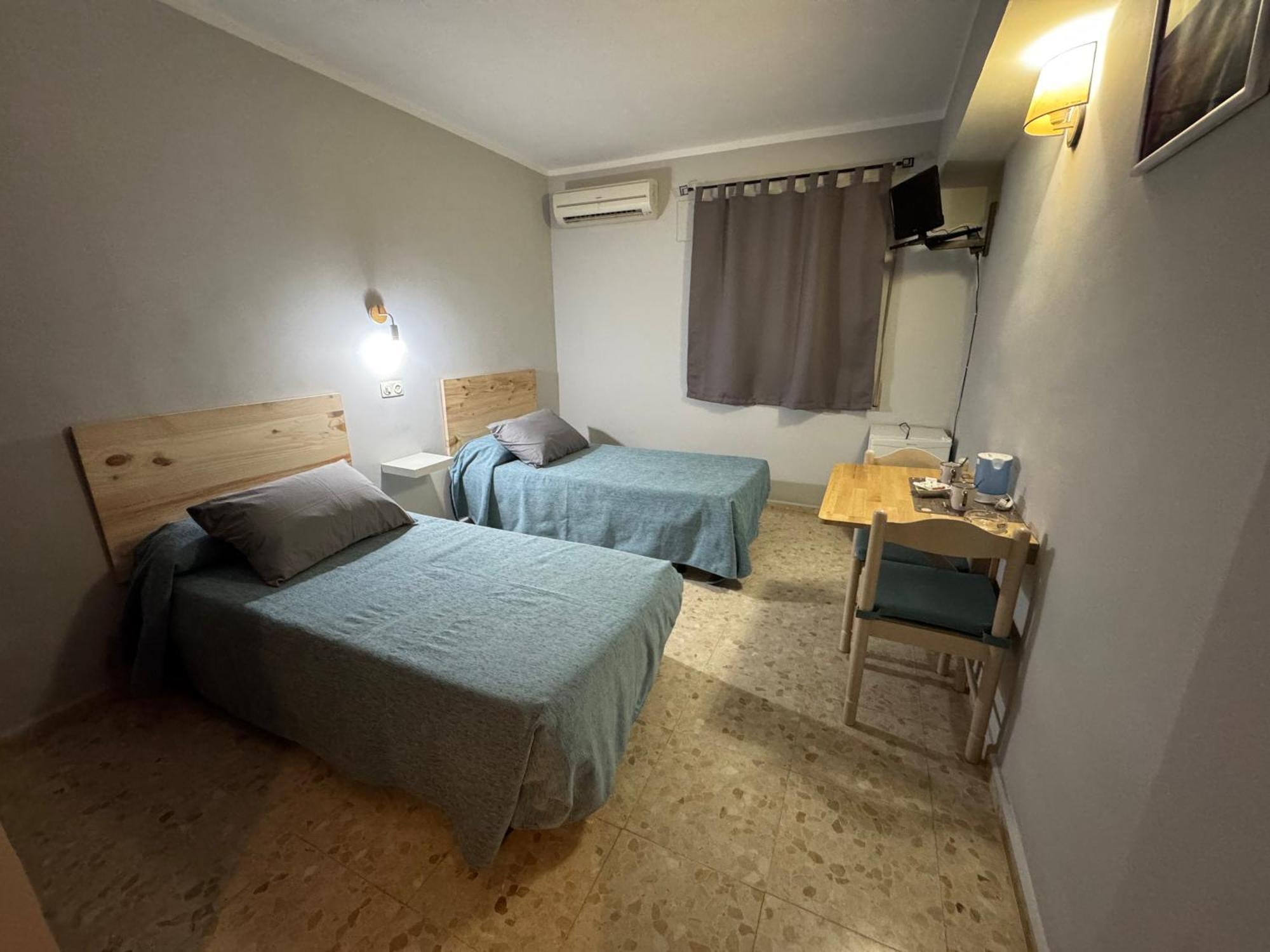 Hostal Miramar Los Canos De Meca Esterno foto