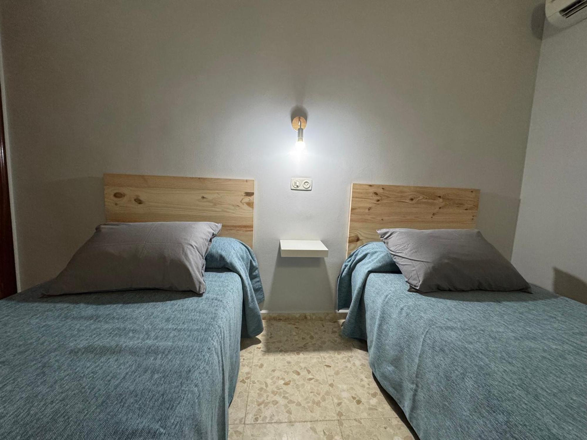 Hostal Miramar Los Canos De Meca Esterno foto